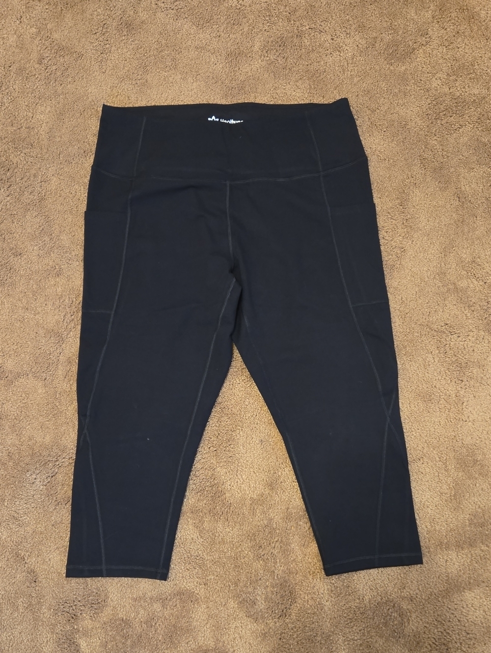Heathyoga Black Workout Capri Leggings